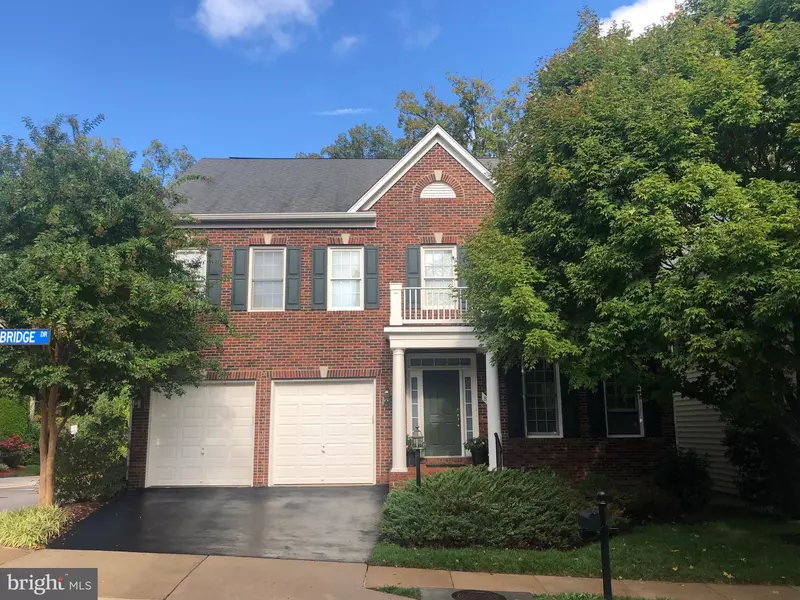 8310 NEWBY BRIDGE DR, Lorton, VA 22079