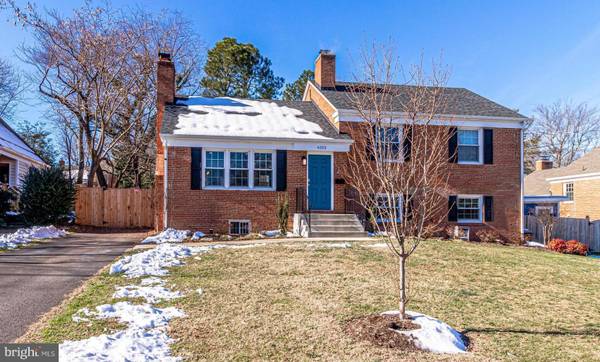 6102 FOX HILL ST, Springfield, VA 22150