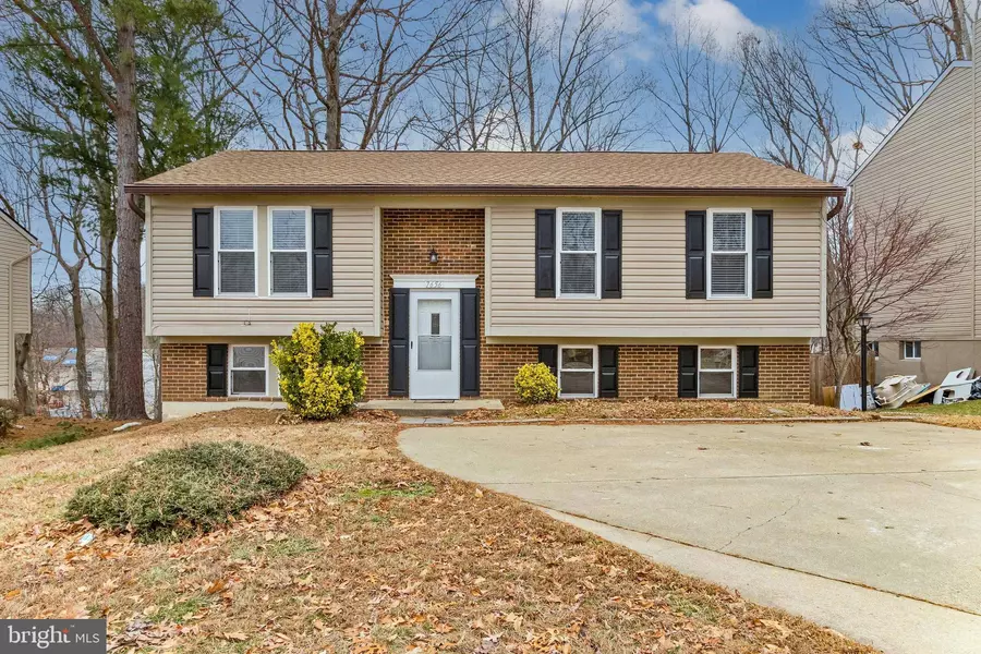 7656 FALLSWOOD WAY, Lorton, VA 22079