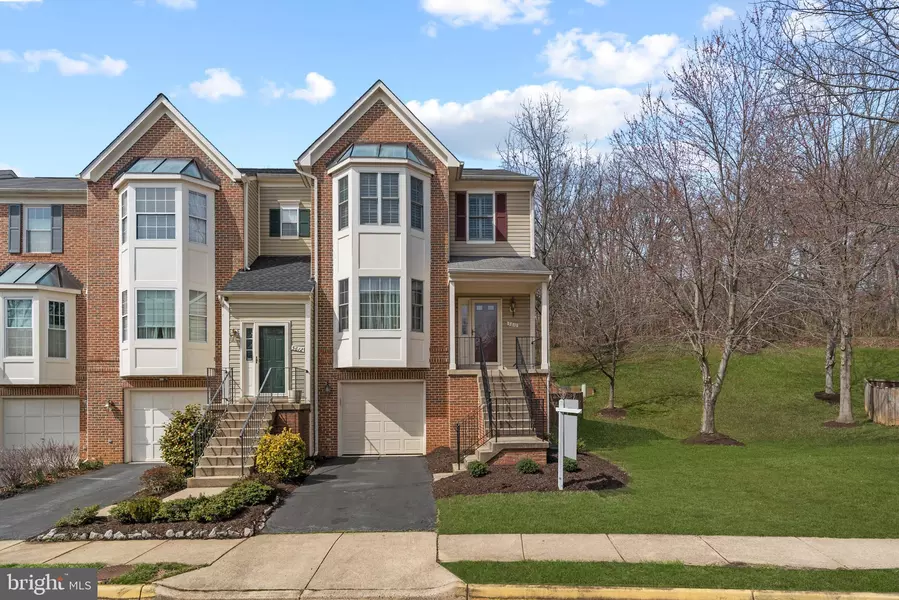 5610 GLENWOOD MEWS DR, Alexandria, VA 22315