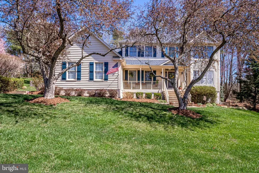 9234 WRIGHTS HOLLOW LN, Lorton, VA 22079