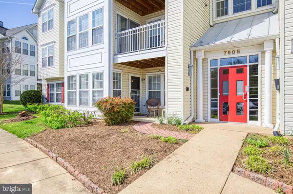 7505-A CALDERON CT #205, Alexandria, VA 22306