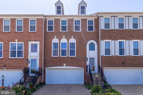 8255 PURPLE LILAC CT, Lorton, VA 22079