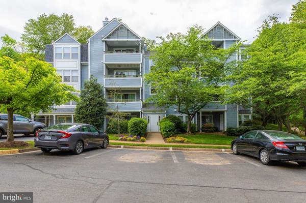 7714 LAFAYETTE FOREST DR #21, Annandale, VA 22003