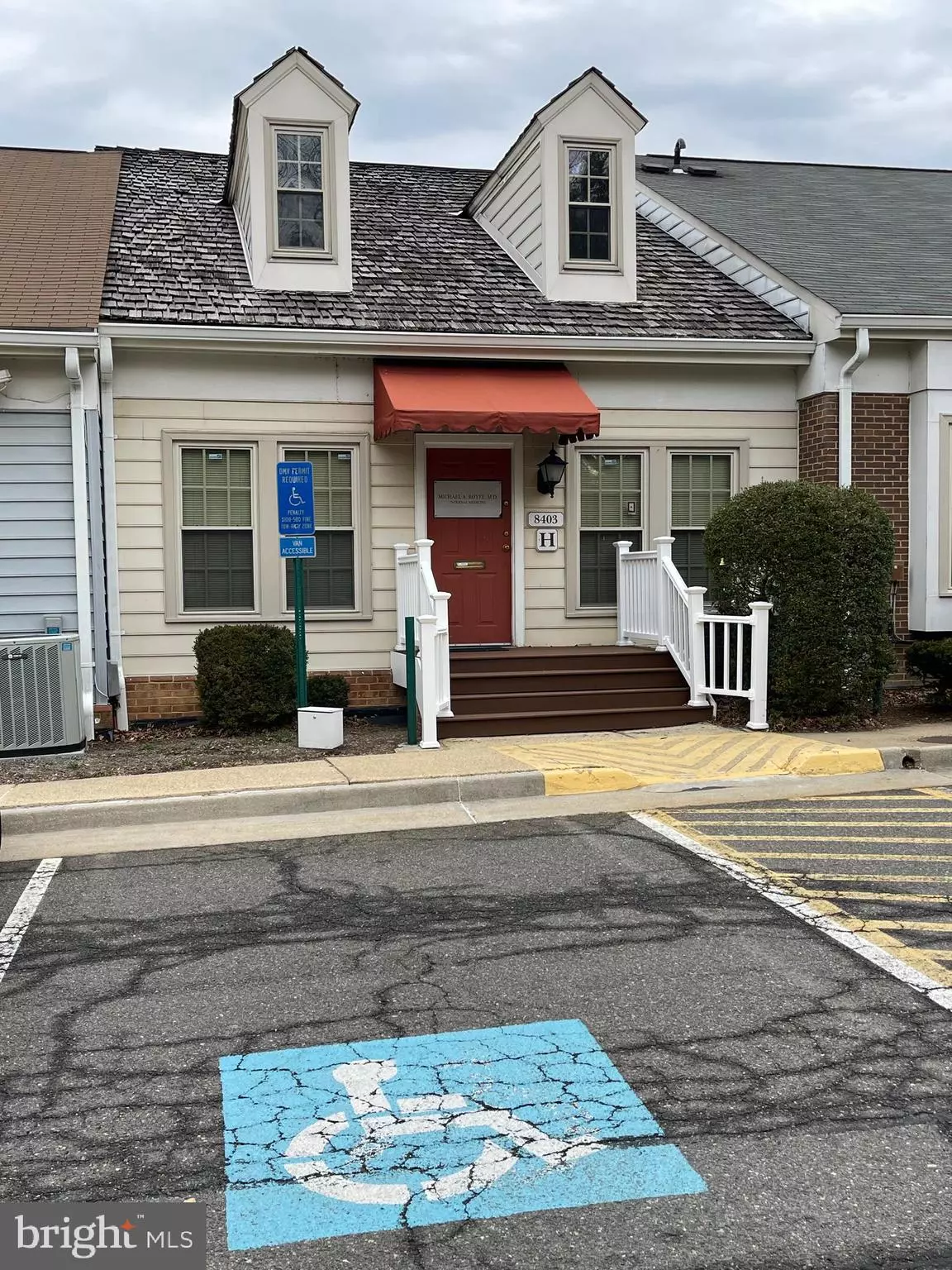 Alexandria, VA 22309,8403-H RICHMOND HWY #8403H