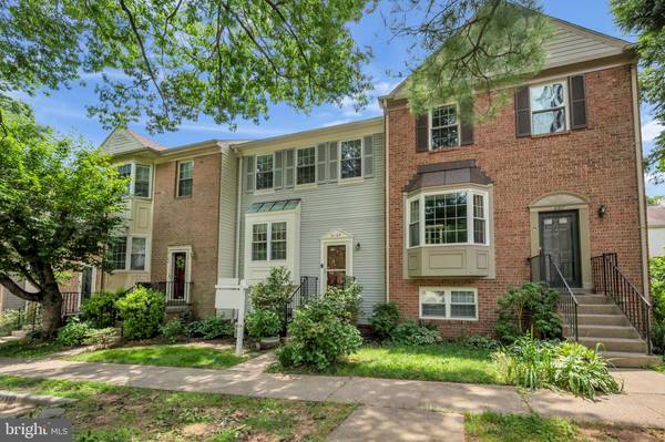 Springfield, VA 22152,6164 FOREST CREEK CT