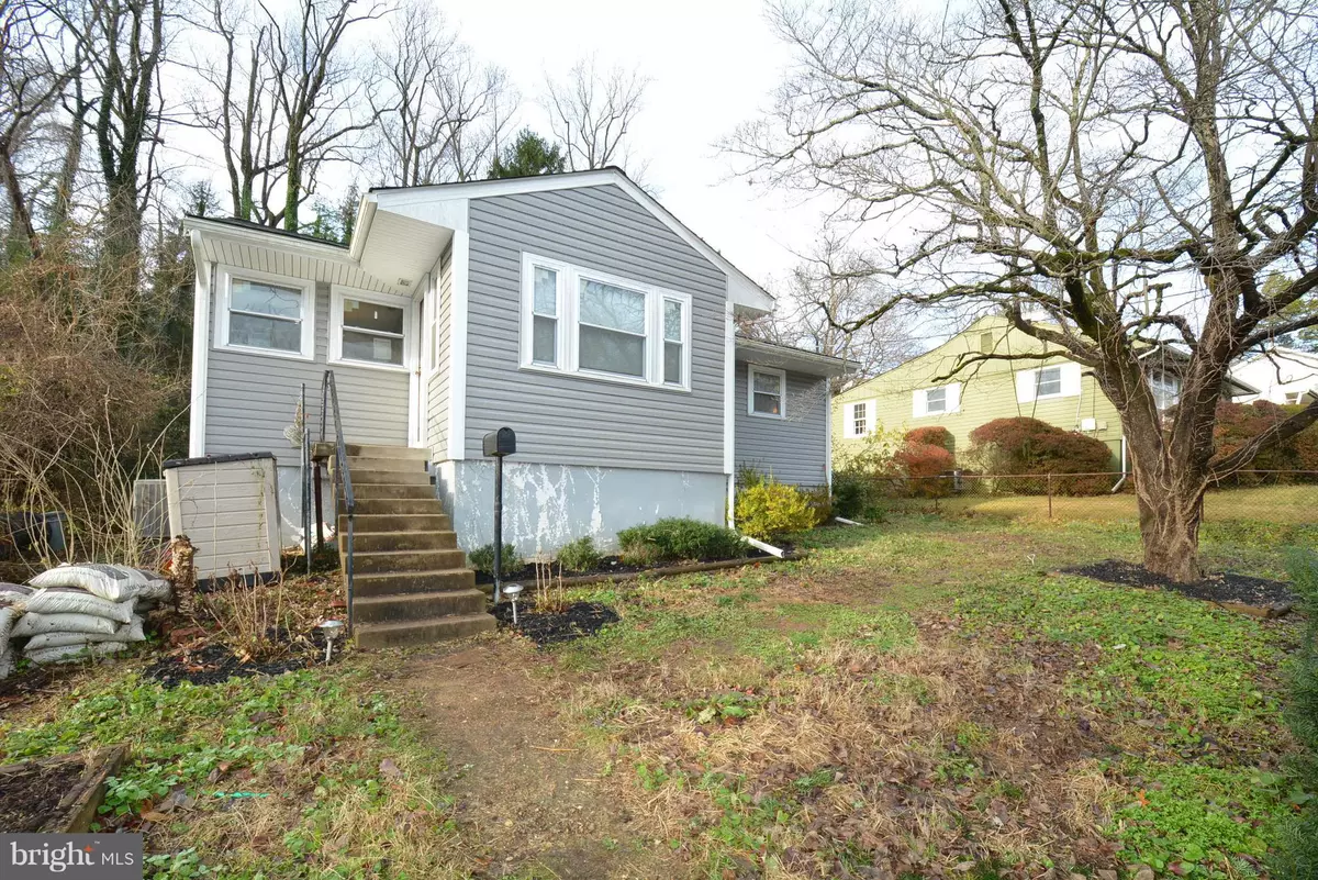 Falls Church, VA 22041,3813 PINEWOOD TER