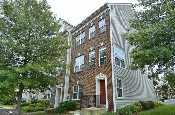 5444 PATUXENT KNOLL PL, Alexandria, VA 22312