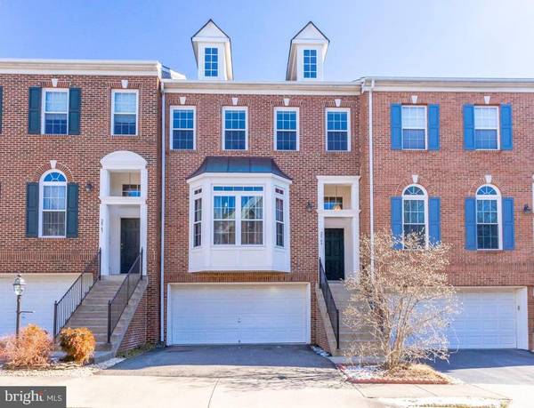 2969 LISMORE LN, Fairfax, VA 22031