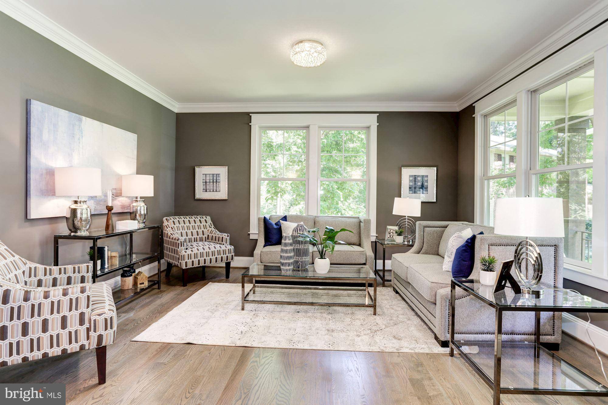 Mclean, VA 22101,6928 BUTTERNUT CT