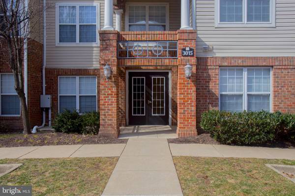 3015 NICOSH CIR #2304, Falls Church, VA 22042