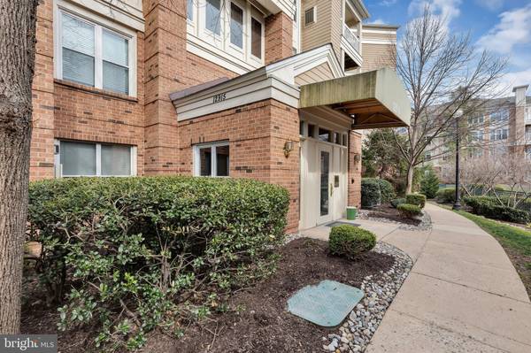 12915 ALTON SQ #111, Herndon, VA 20170