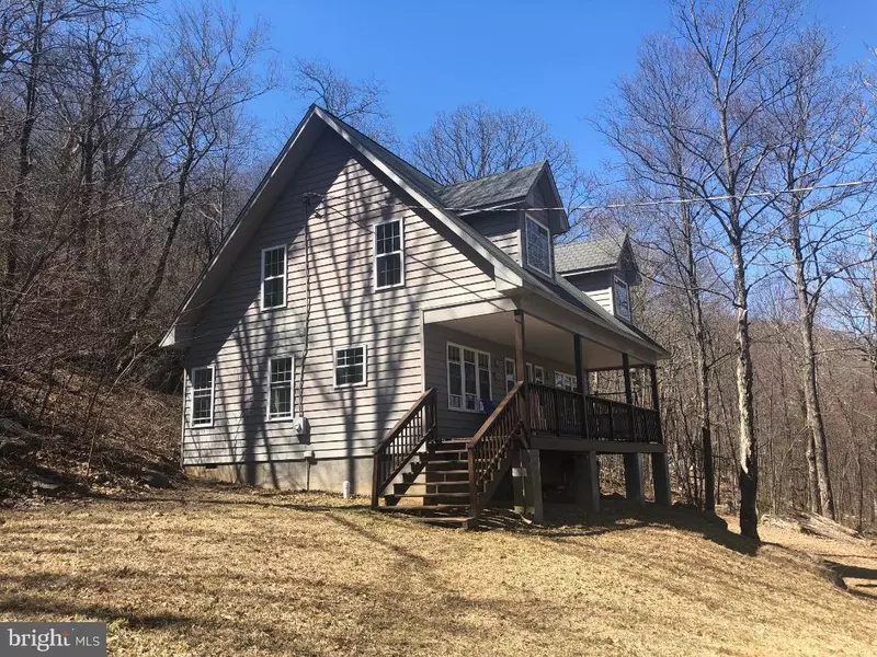 984 FLATTOP MOUNTAIN RD, Free Union, VA 22940