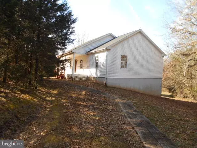 Louisa, VA 23093,90 PIMLICO LN