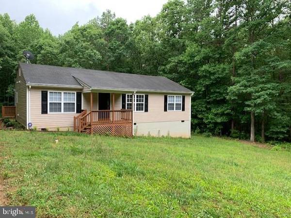 2327 DAVIS HWY, Mineral, VA 23117