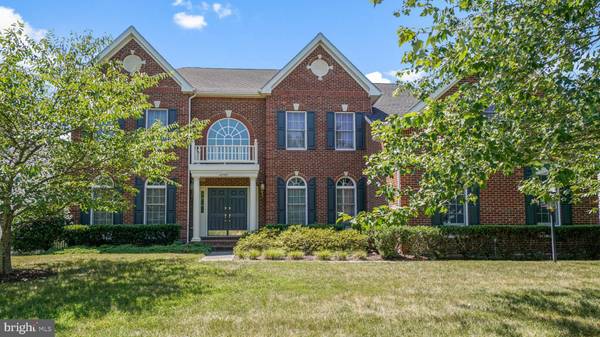 42531 LONGACRE DR, Chantilly, VA 20152