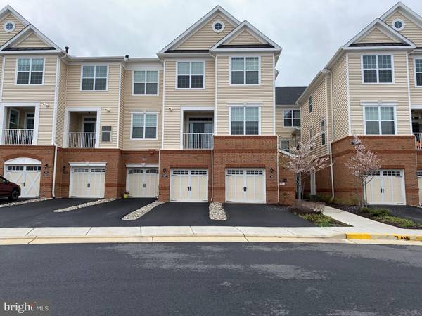 43032 STUARTS GLEN TER #107, Ashburn, VA 20148