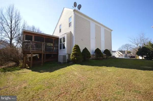 Sterling, VA 20165,18 BROOKMEADE CT