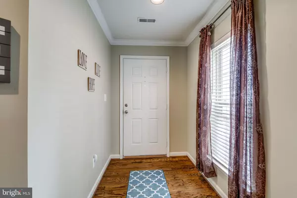 Ashburn, VA 20147,20980 KITTANNING LN