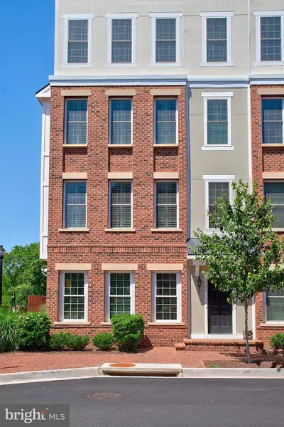 491 KORNBLAU TER SE, Leesburg, VA 20175