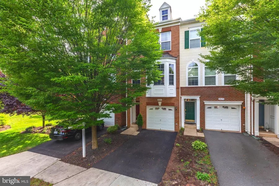 20481 GREYMONT TER, Ashburn, VA 20147