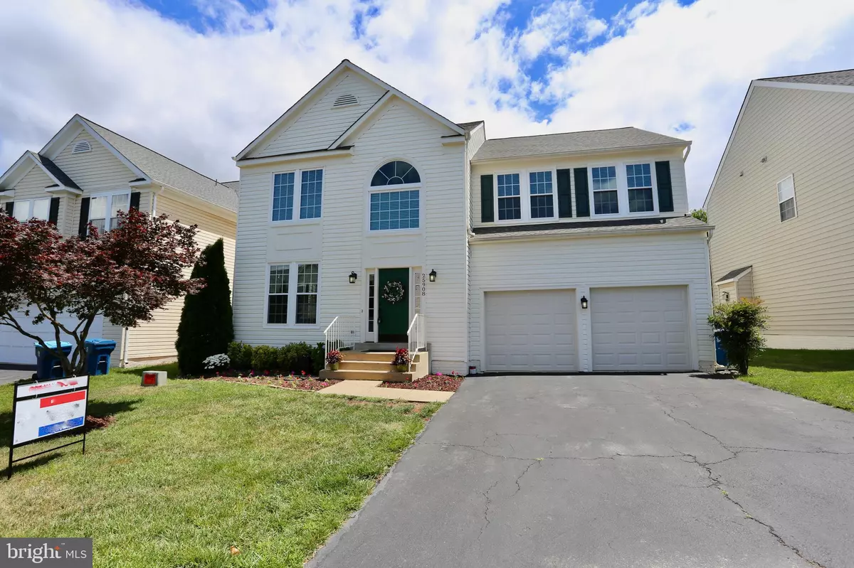 Chantilly, VA 20152,25908 RICKMANSWORTH LN