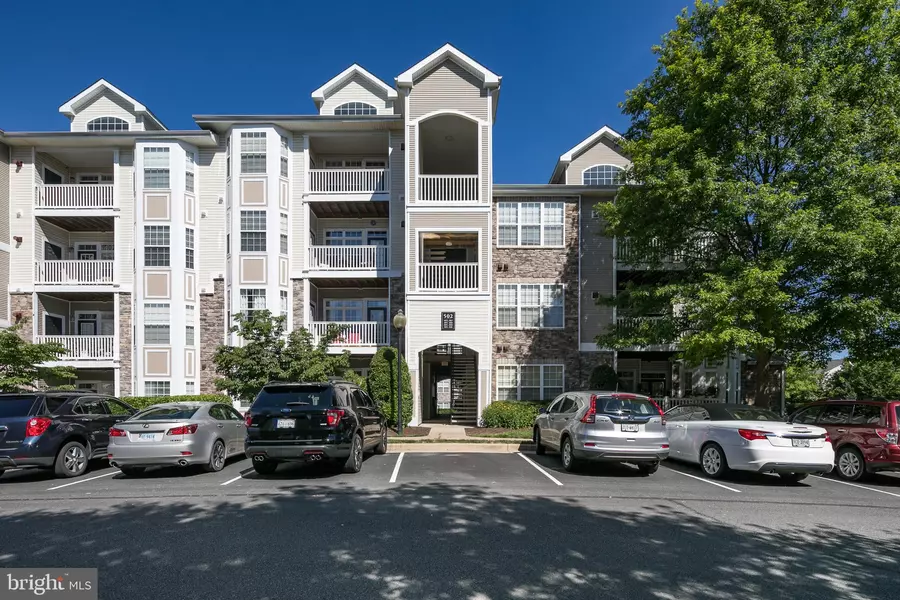 502 SUNSET VIEW TER SE #205, Leesburg, VA 20175