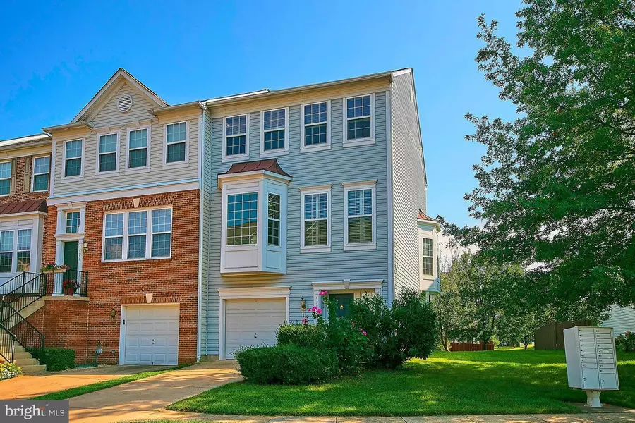 43795 VIRGINIA MANOR TER, Ashburn, VA 20148