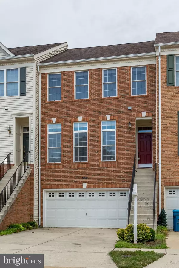 25288 MCINTYRE SQ, Chantilly, VA 20152