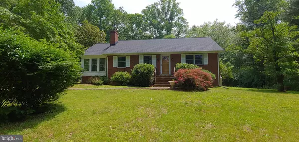 22775 FOXCROFT RD, Middleburg, VA 20117