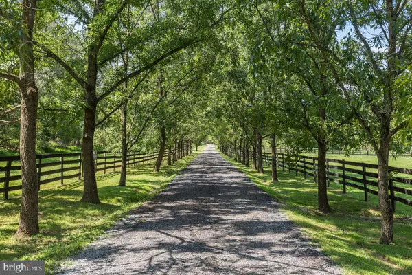 Bluemont, VA 20135,19312 WALSH FARM LN