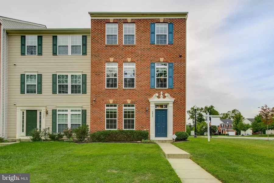 42948 MILTEC TER, Chantilly, VA 20152