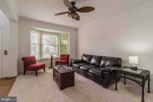 Chantilly, VA 20152,25969 DONOVAN DR