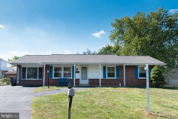 203 W HANOVER PL, Sterling, VA 20164