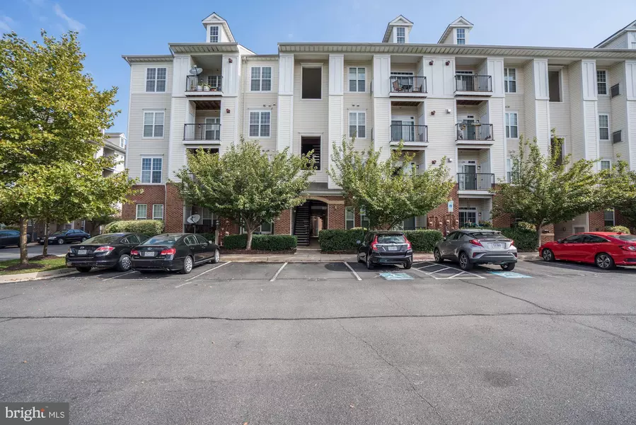 21210 MCFADDEN SQ #103, Sterling, VA 20165