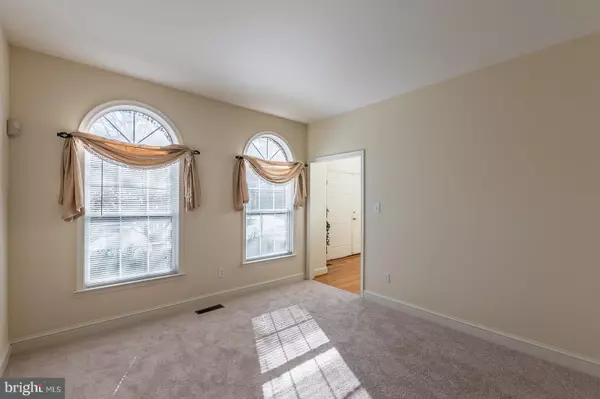 Sterling, VA 20165,20893 NERINE CT