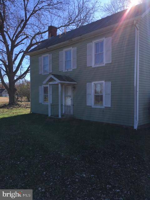 Foster, VA 23056,450 TICK NECK RD