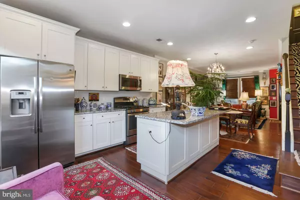 Manassas, VA 20110,8945 QUARRY RD