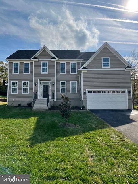 8857 ORCHARD LN, Manassas, VA 20110