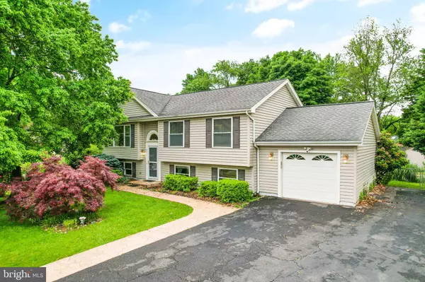 9276 ALLEN ST, Manassas, VA 20110
