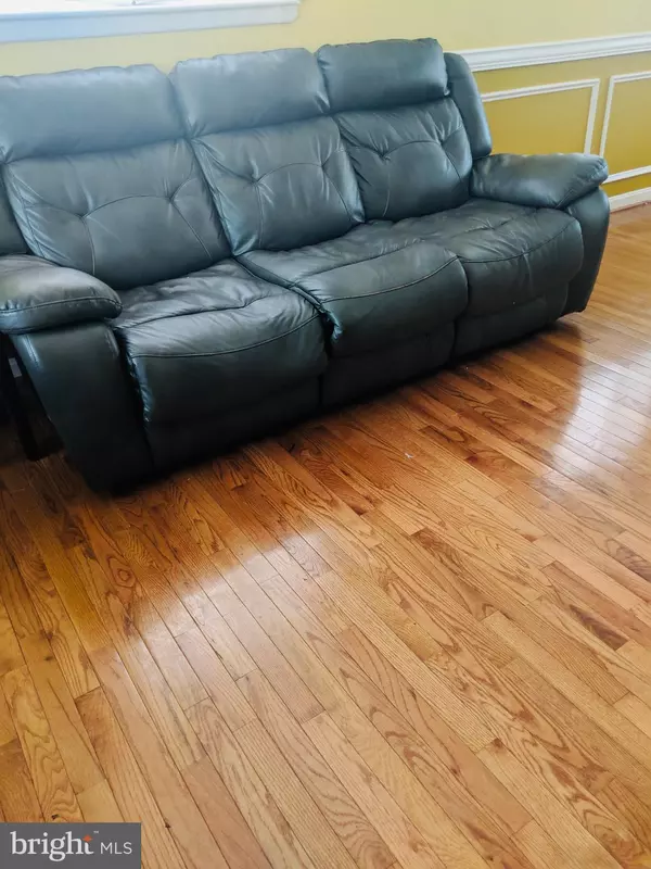 Manassas Park, VA 20111,183 CABBEL DR