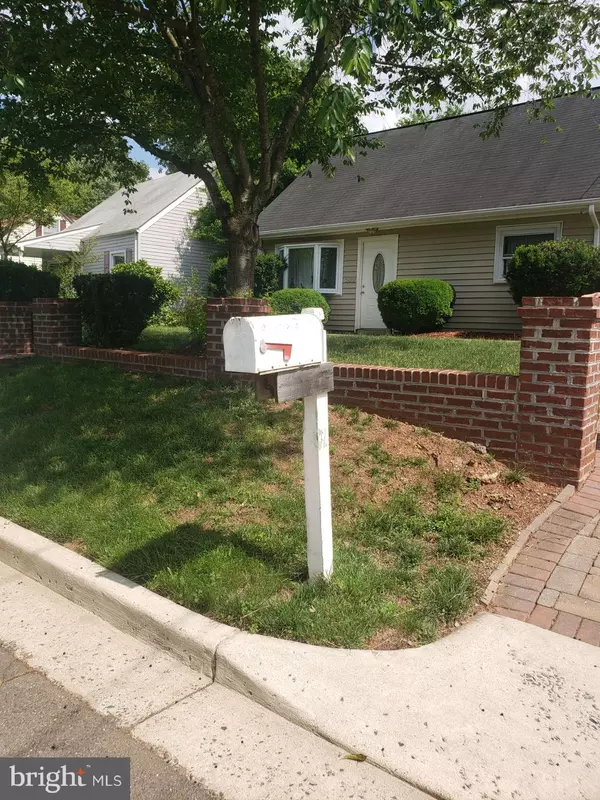 102 DRAKE CT, Manassas Park, VA 20111