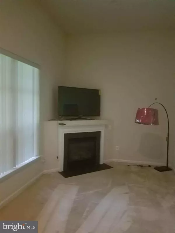 Manassas Park, VA 20111,9844 PICKENS PL