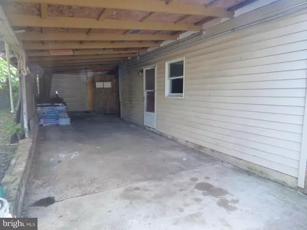 Manassas Park, VA 20111,105 KIRBY ST