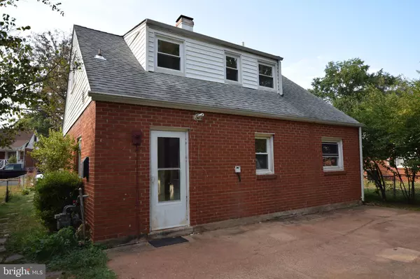 Manassas Park, VA 20111,183 COLBURN DR