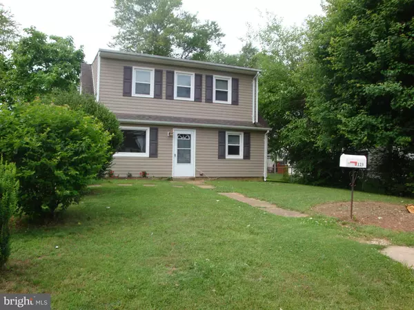 123 CABBEL DR, Manassas Park, VA 20111