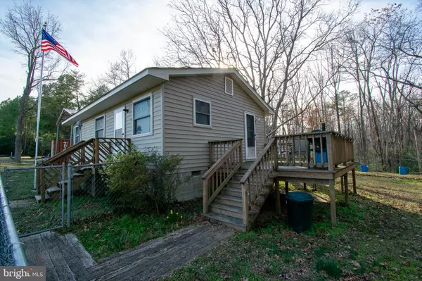 Heathsville, VA 22473,54 CRABBE LN