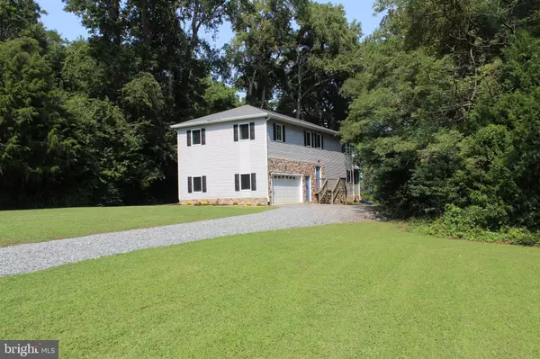 Reedville, VA 22539,92 LITTLE RIVER DR