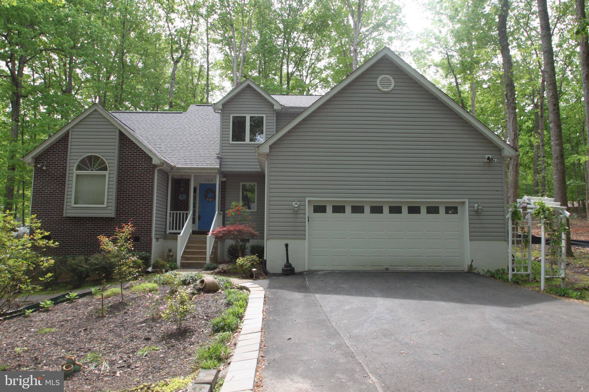 502 GOLD VALLEY RD, Locust Grove, VA 22508