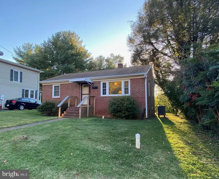 170 N ALMOND ST, Orange, VA 22960